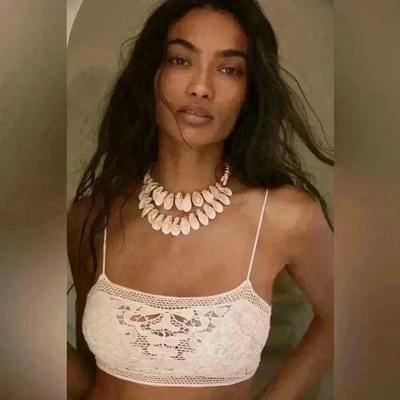 NEW Free People Collier Two Strangers Shell Statement Necklace 💕Hard to Find! - Picture 1 of 9